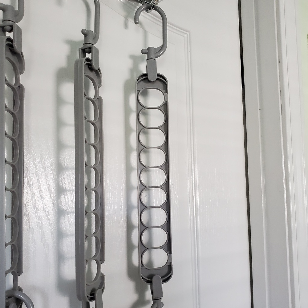 CLOSET ORGANIZATION